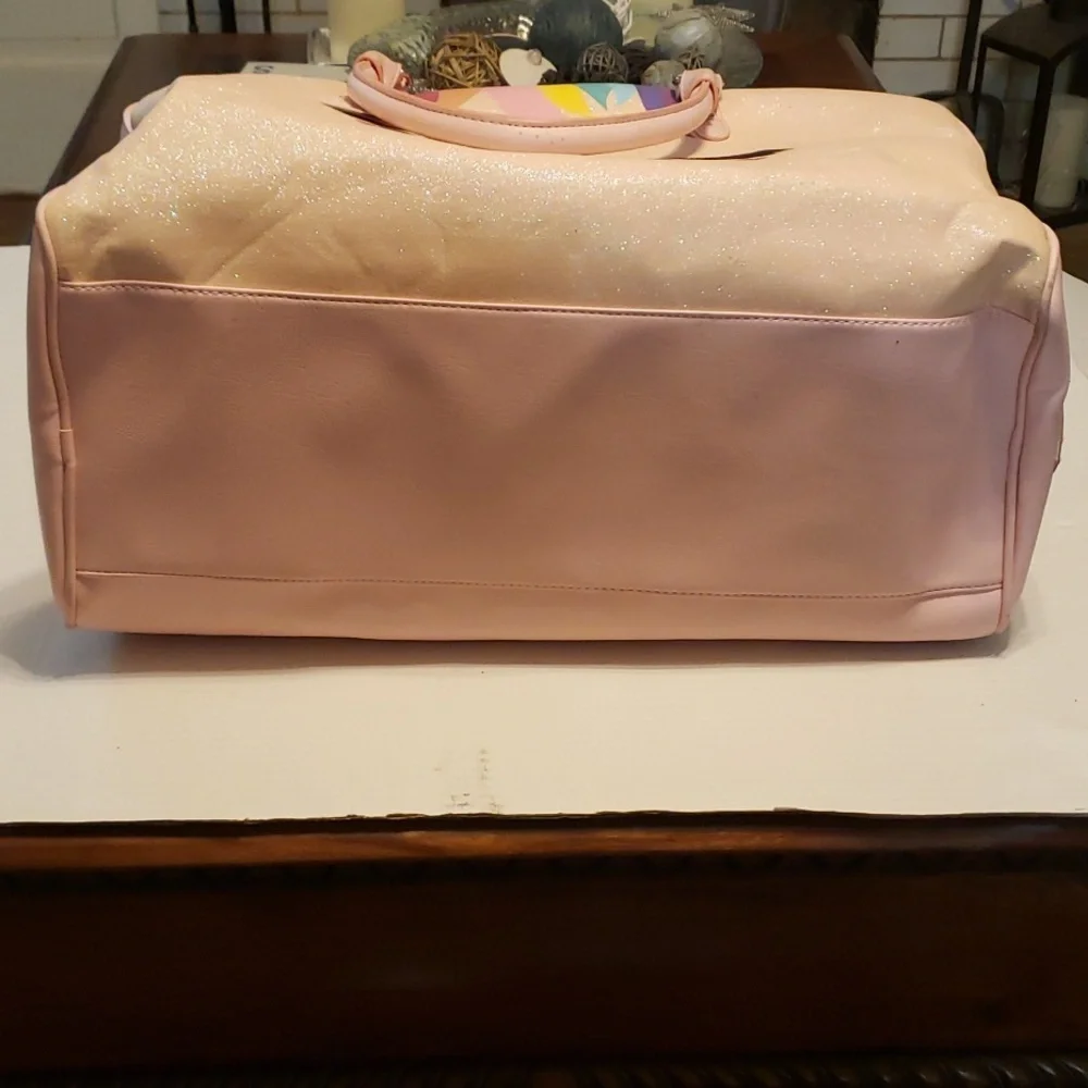 OMG ACCESSORIES Travel bag